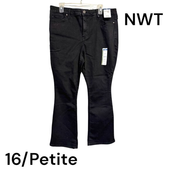 Terra & Sky Denim - NWT BLACK HIGH-RISE BOOTCUT JEANS SIZE: 16 PETITE #O
